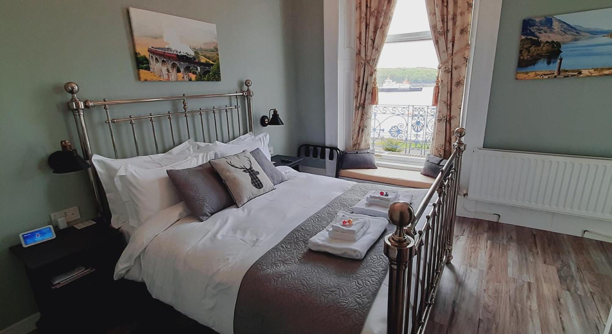 Highlander House Boutique Hotel Ротсей Екстериор снимка